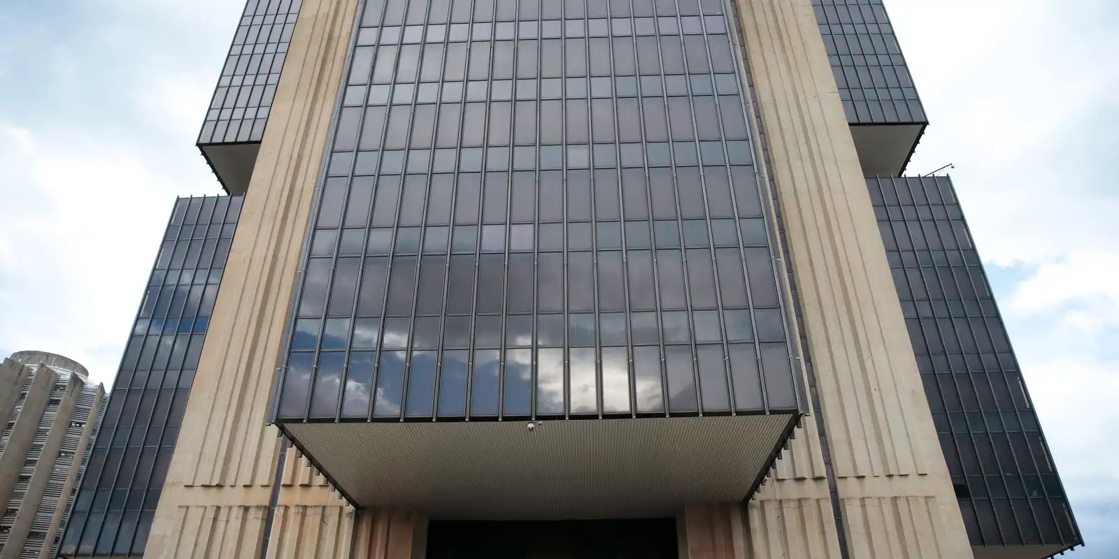 Entidades financeiras defendem atuação do Banco Central no caso Master