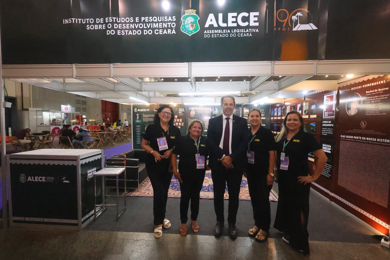 Inesp bate novo recorde de publicações em 2025