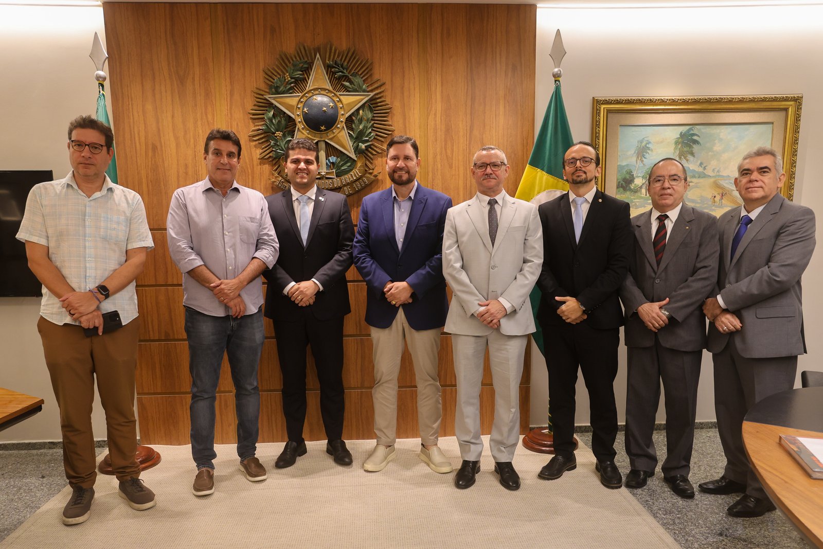 Novo procurador-geral do MPCE visita presidente da Alece e o convida para solenidade de posse