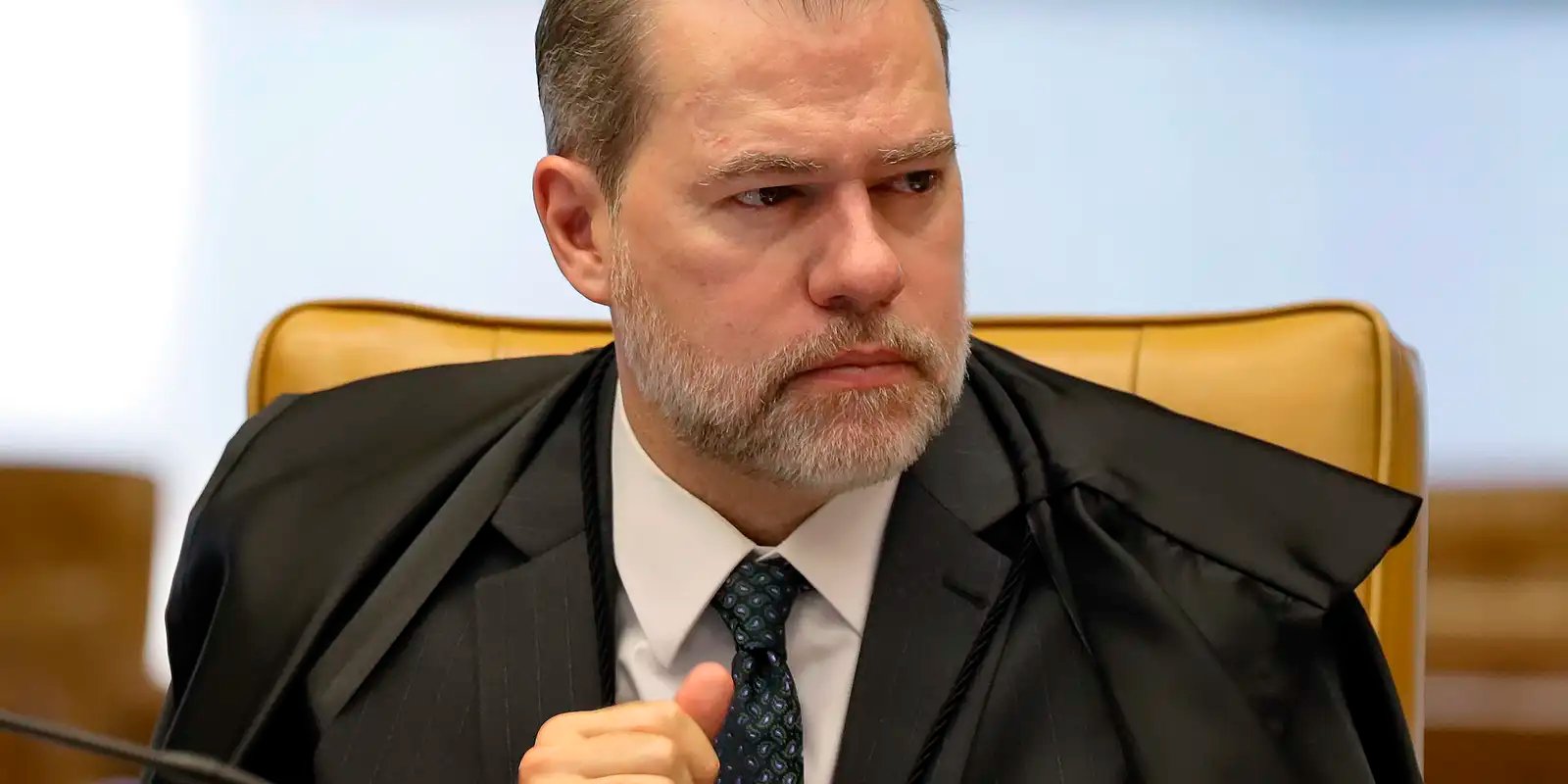 PF pede a Fachin suspeição de Toffoli no inquérito do Banco Master