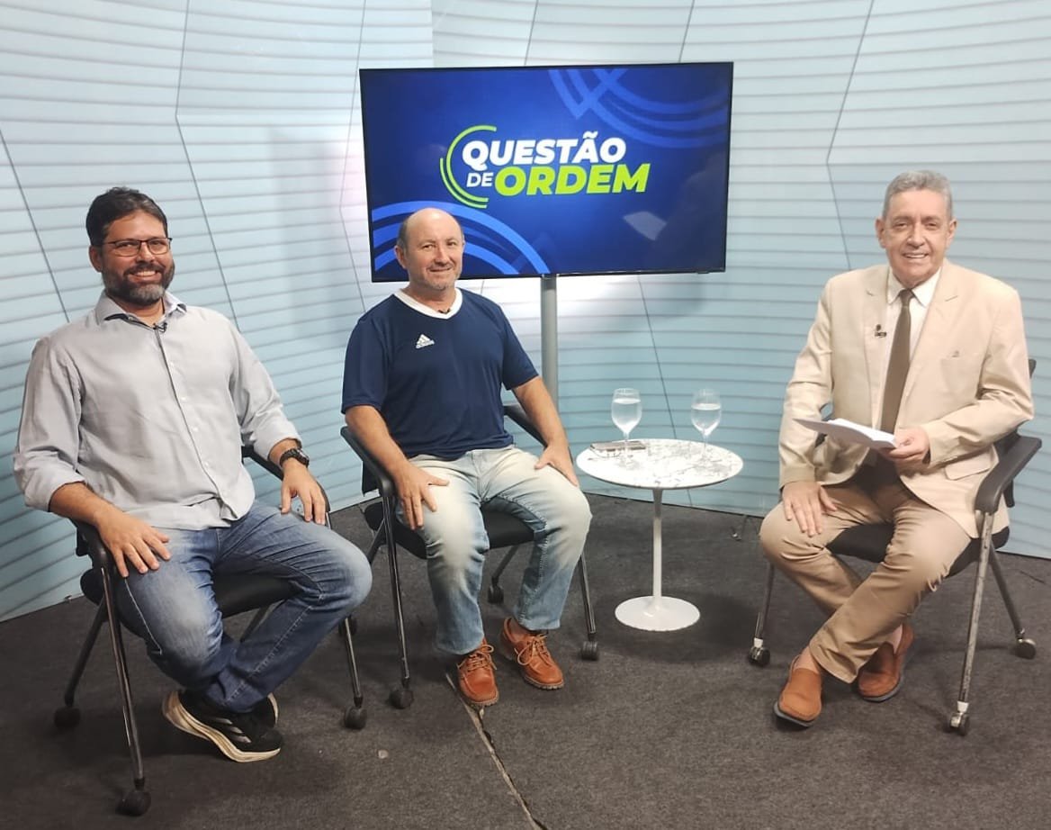 Questão de Ordem debate contaminação de petróleo com pesquisadores da UFC
