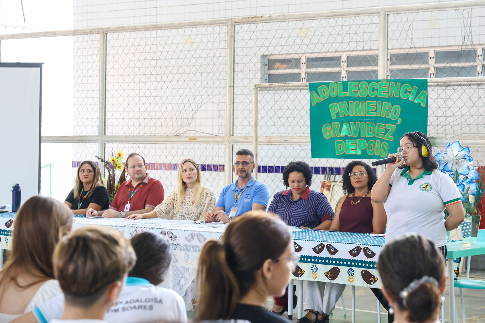 Alece promove ações de conscientização sobre gravidez na adolescência no Conjunto Esperança