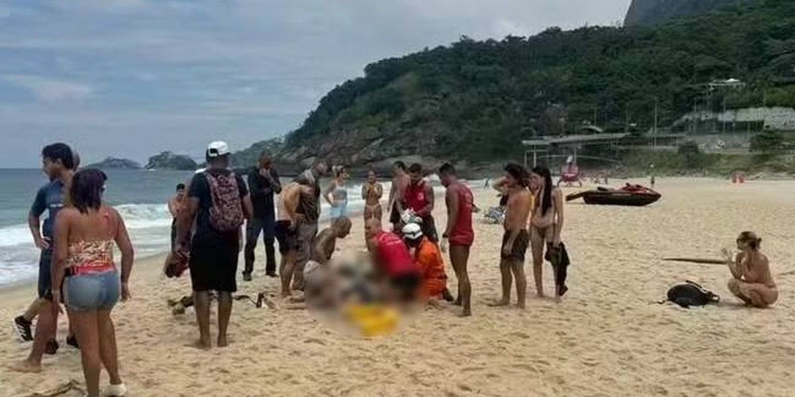 Queda de asa-delta mata homem e fere mulher no Rio