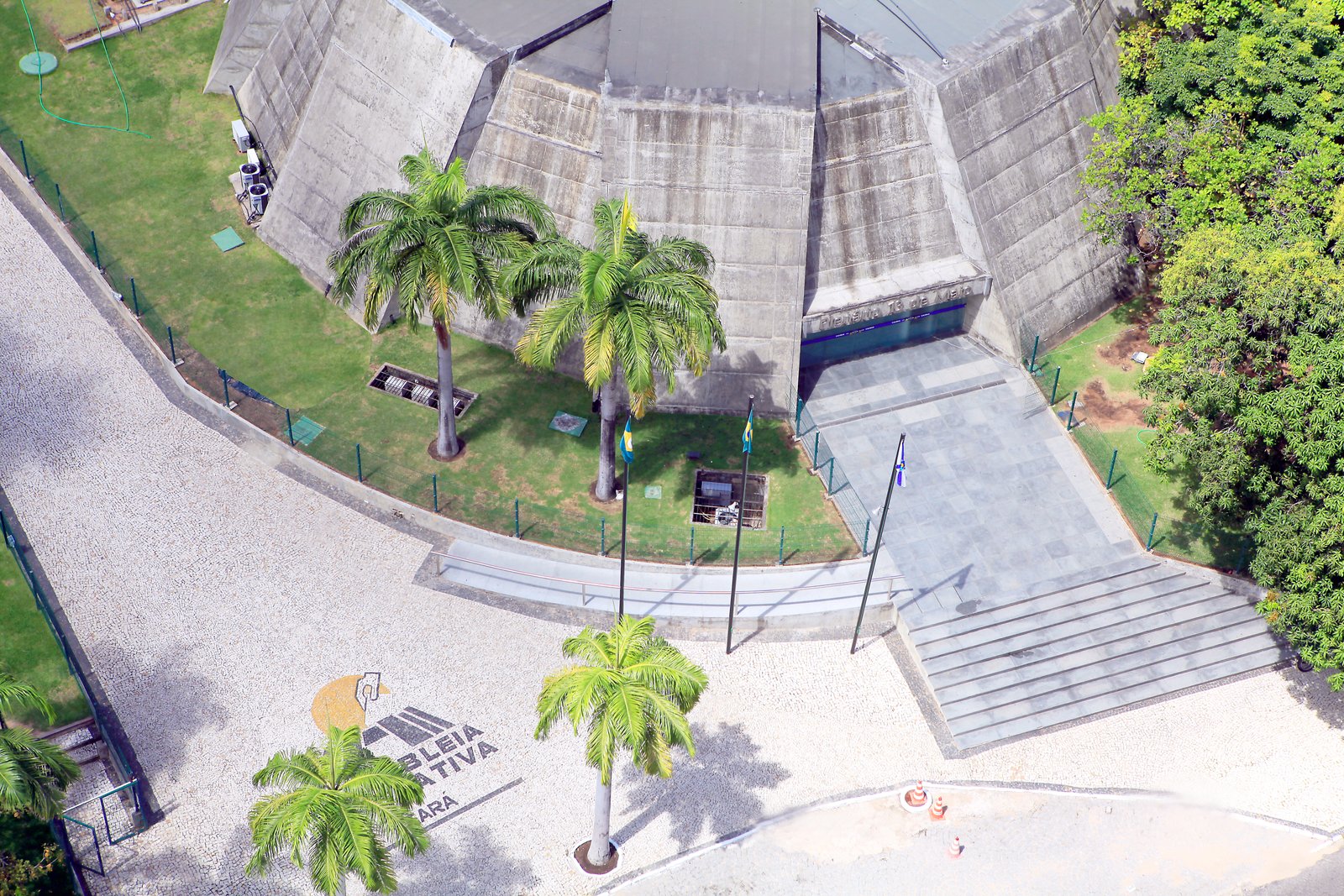 Alece comemora Dia do Agente Socioeducador em sessão solene na quinta