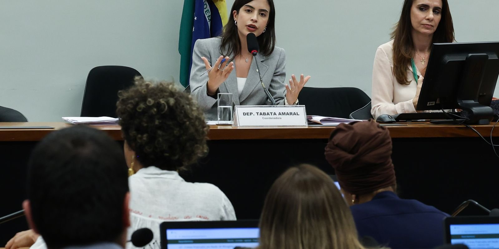 Proposta que criminaliza misoginia avança na Câmarados Deputados