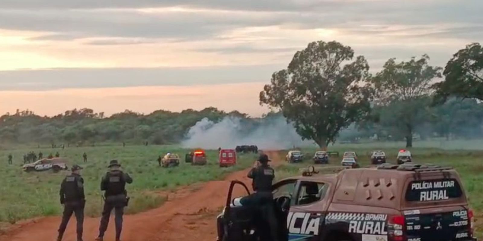 Polícia confronta indígenas que buscam retomar território no MS