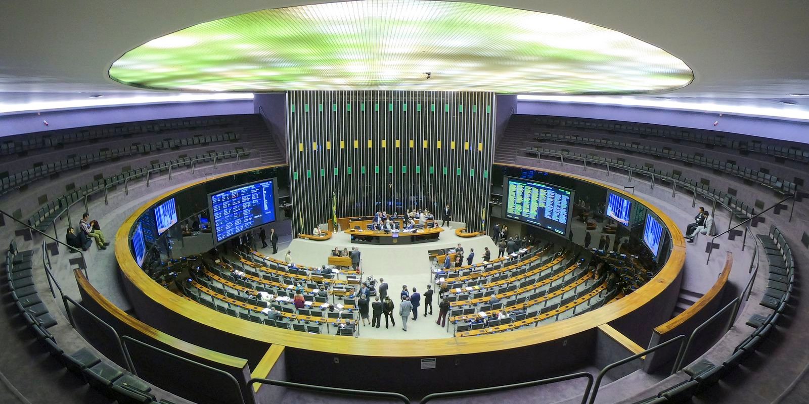 Câmara diz ao STF que não há irregularidades em indicações de emendas