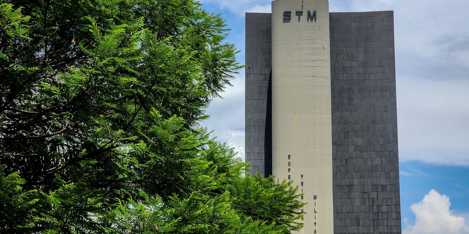 STM determina perda de patente de militar acusado de transmitir HIV